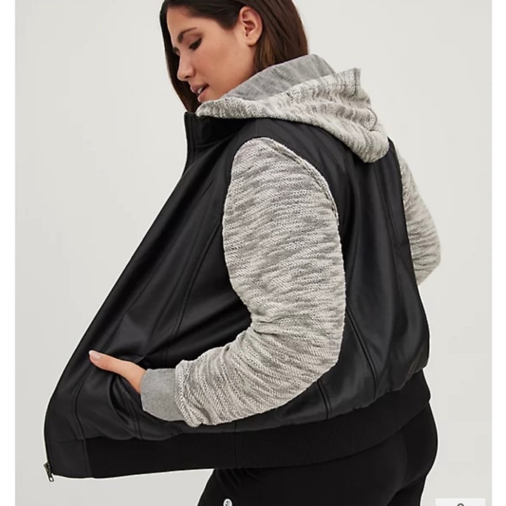 Torrid faux leather hooded black bomber jacket size 1x